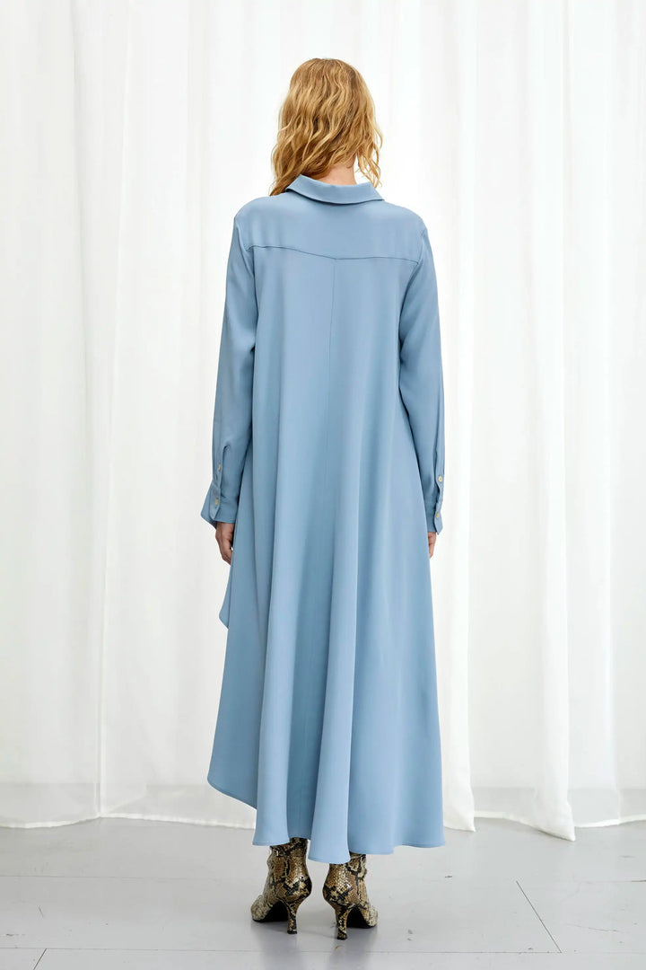 Super Shirt, chemise longue dos en crêpe bleu colombe