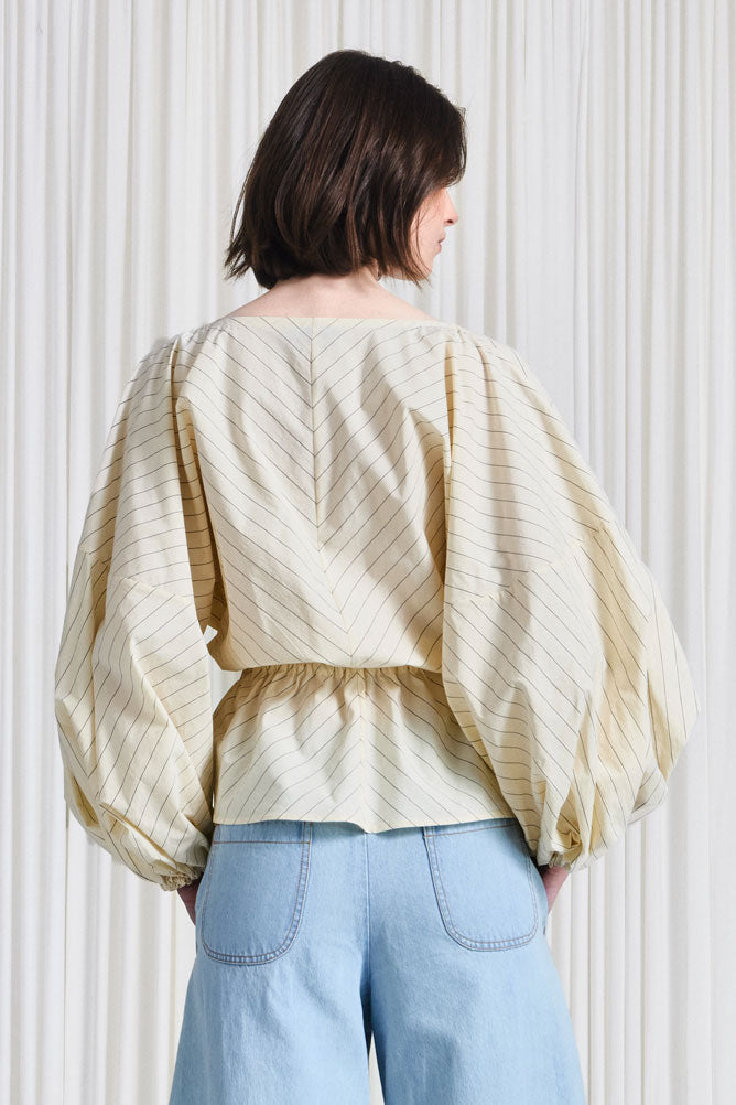 The Sonnet Top