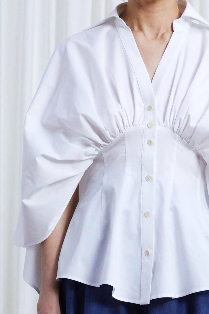 Resilient Shirt, white cotton draped back fitted shirt