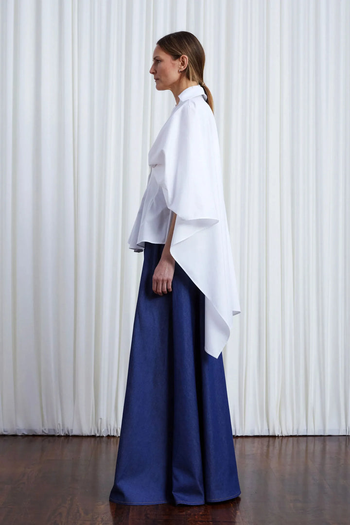 Resilient Shirt, white cotton draped back fitted shirt