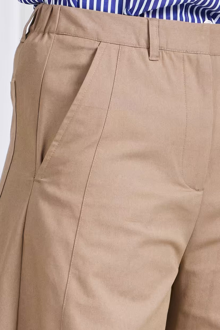 The Elara Trouser