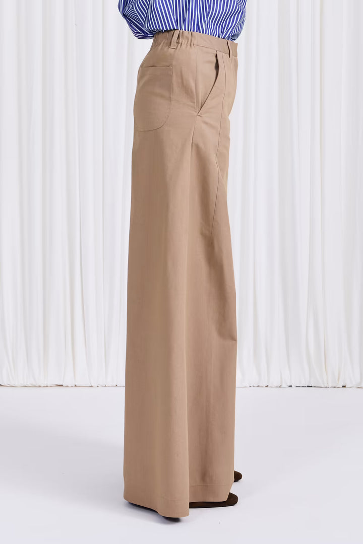 The Elara Trouser