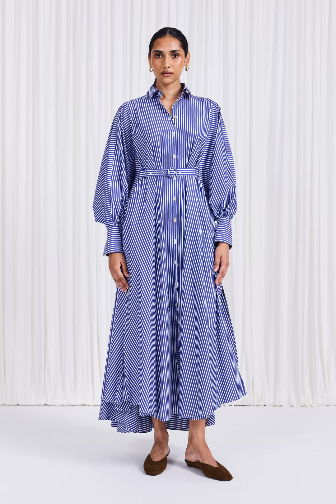 The Wandering Dress