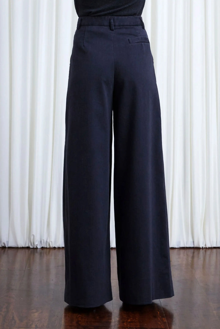 In Your Arms Jeans, Charcoal Denim