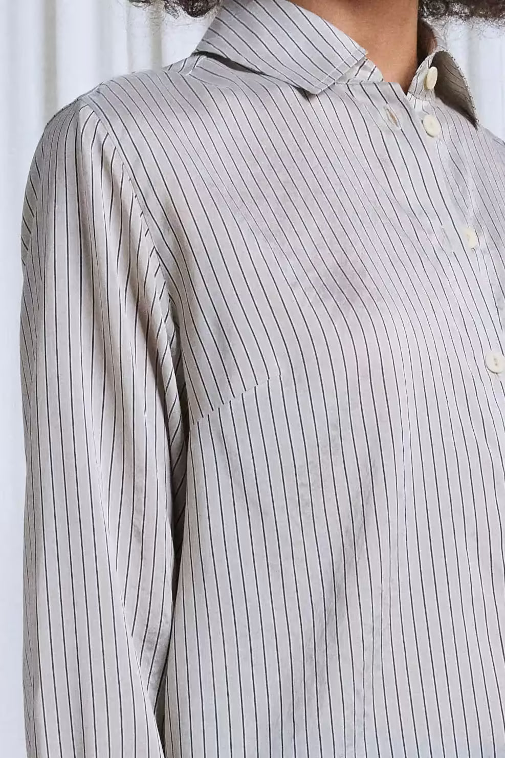 The Rhythm Shirt in Beige Silk Stripe – close up – palmer//harding