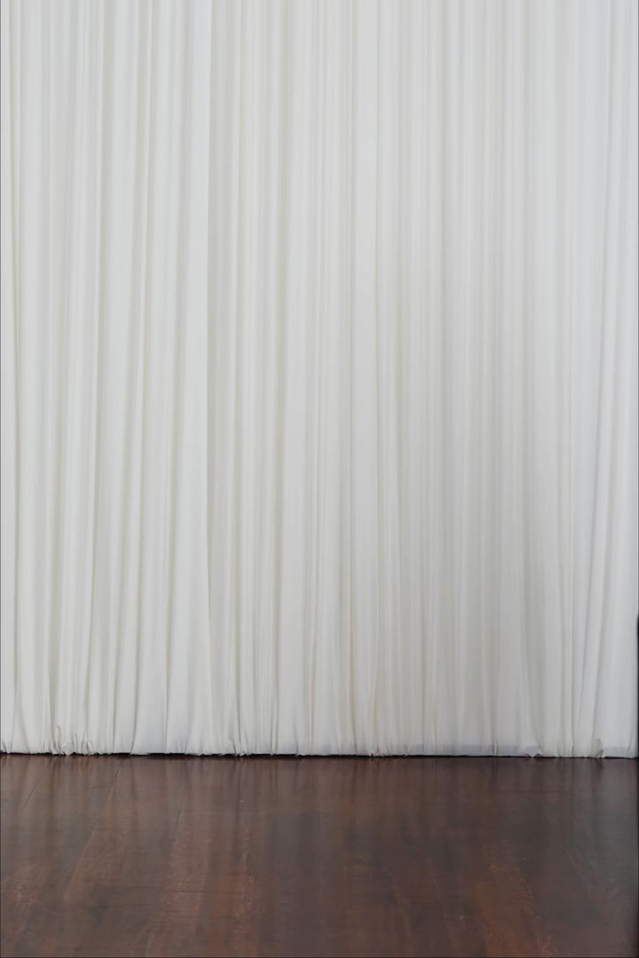 قميص إعادة الضبط، قميص قطني أبيض بقصة A